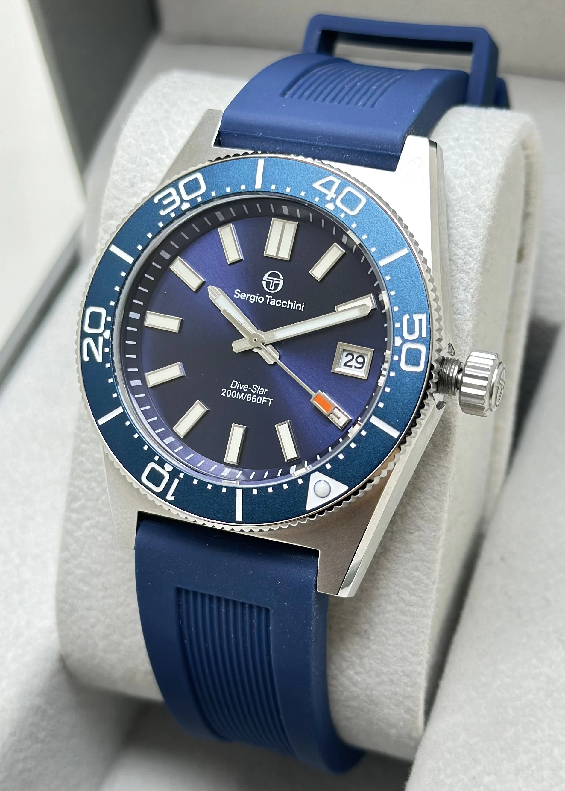 Sergio Tacchini Silikon Kordon Foknsiyonlu Erkek Kol Saati