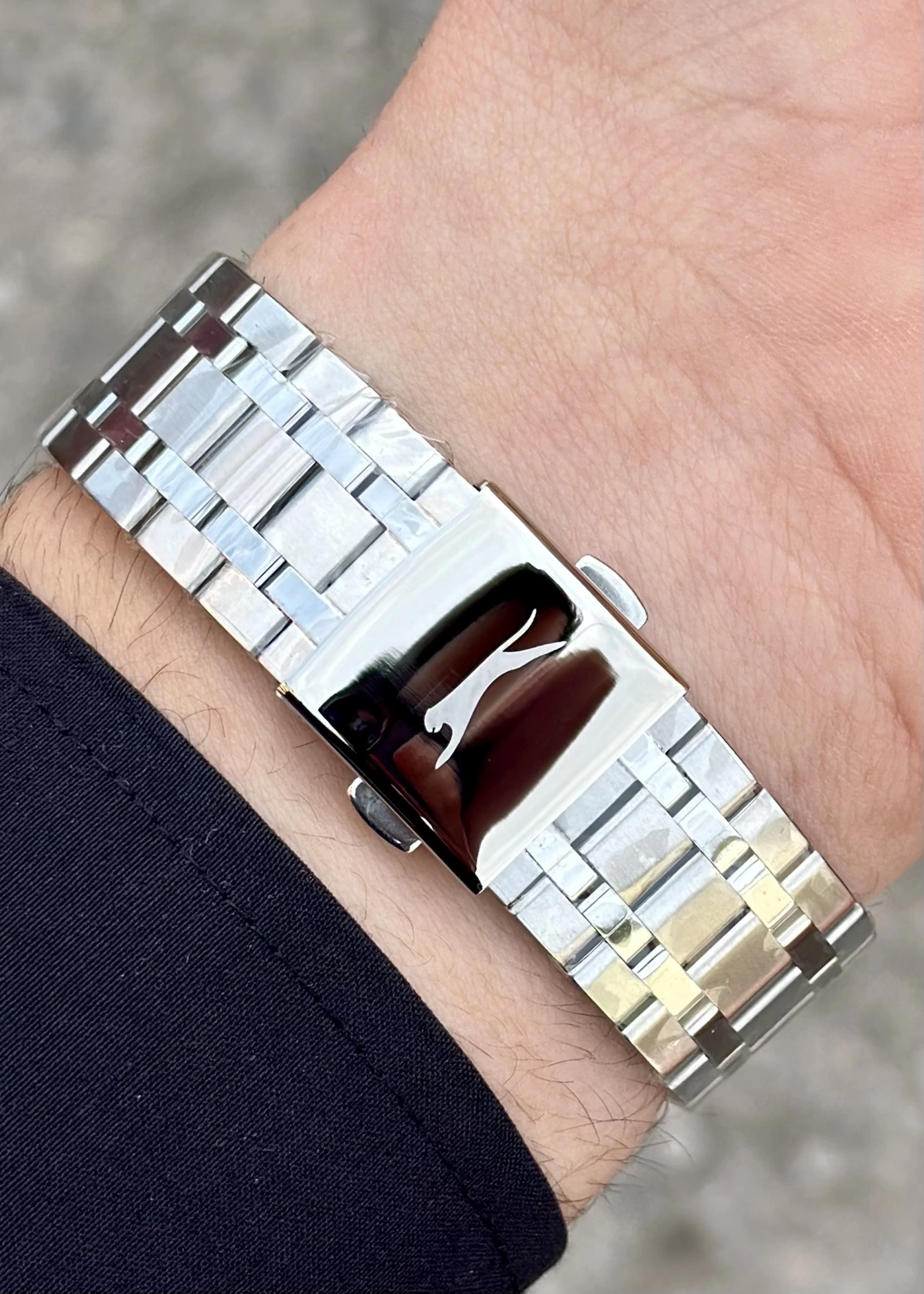 Slazenger Gümüş Renk Çelik Kordon Siyah Kadran Erkek Kol Saati