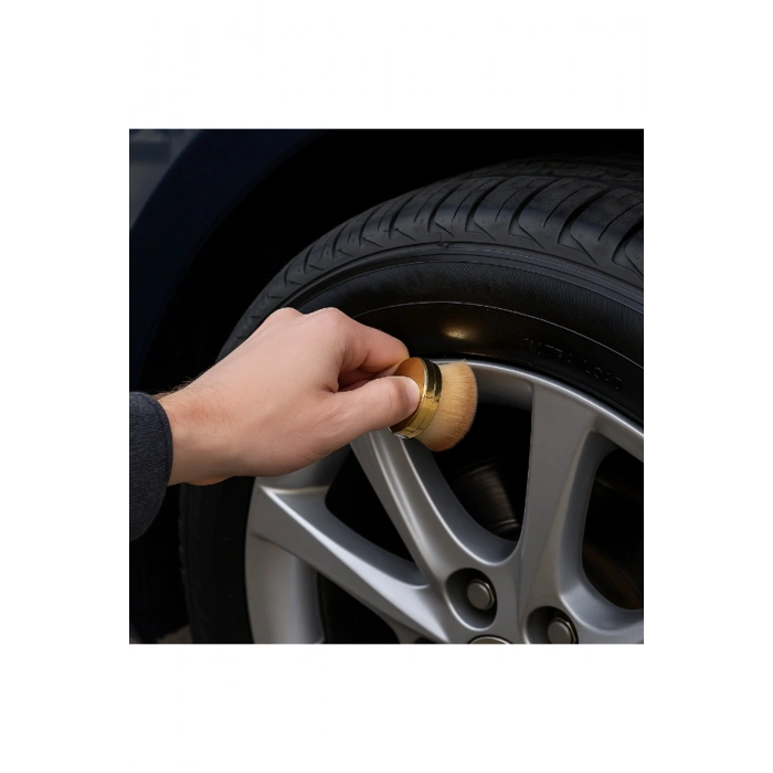 Hazneli Lastik Parlatma Fırçası