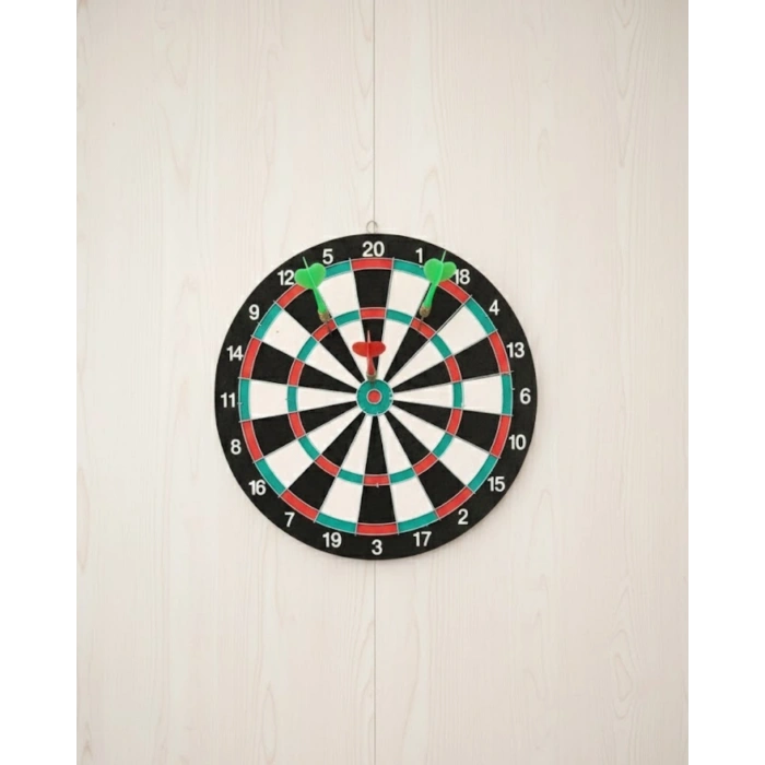 Ev ve Oyun Alanları İçin 15 İnç Dart Tahtası 4 Dart Oku Dahil