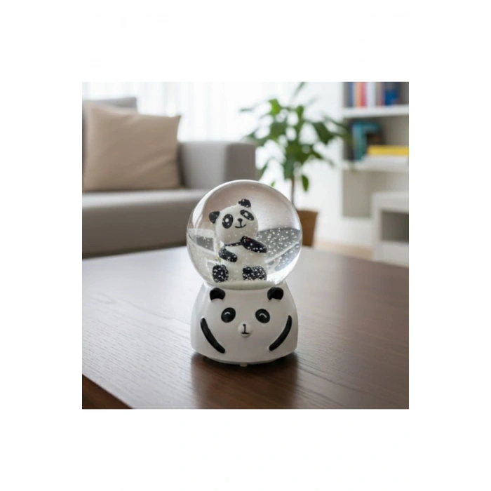 Pilli Işıkl�� Müzikli Kar Küresi–Sevimli Panda Figürlü Eğlenceli Masaüstü Biblo, LED Aydınlatmalı De