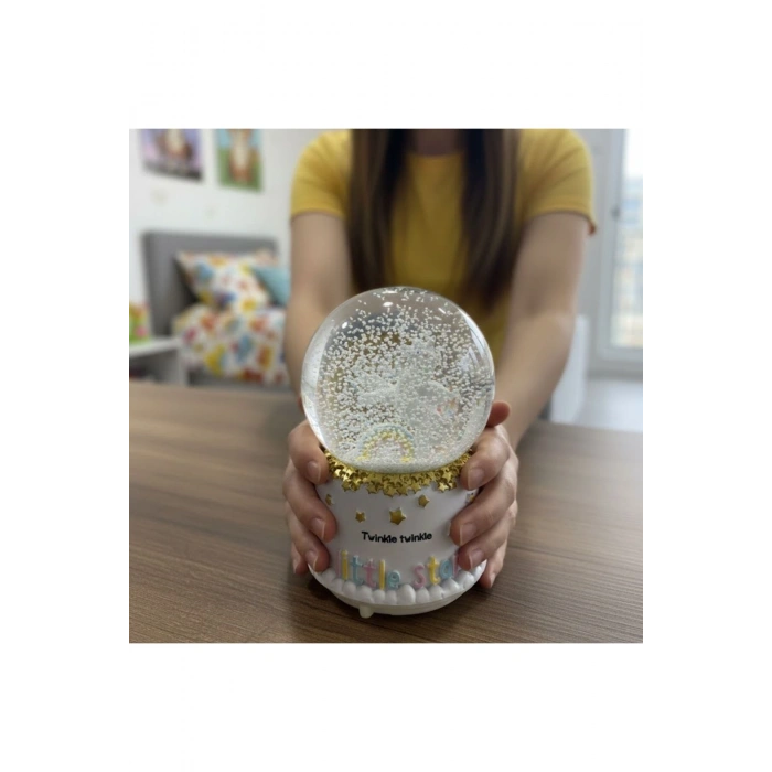 Pilli Işıklı Müzikli Kar Küresi–Pony At Figürlü Eğlenceli Masaüstü Biblo, LED Aydınlatmalı Dekoratif