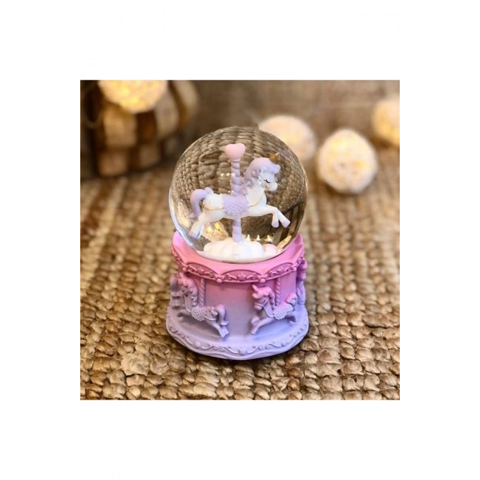 Pilli Işıklı Müzikli Kar Küresi–At Figürlü Eğlenceli Masaüstü Biblo, LED Aydınlatmalı Dekoratif Hedi