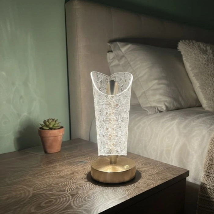Açık Silindirik Kristal Damla Model LED Masa Lambası – Gold Tabanlı, Dokunmatik, 3 Renk Işık Modlu, Şarjlı Modern Dekoratif Gece Lambası (5324)
