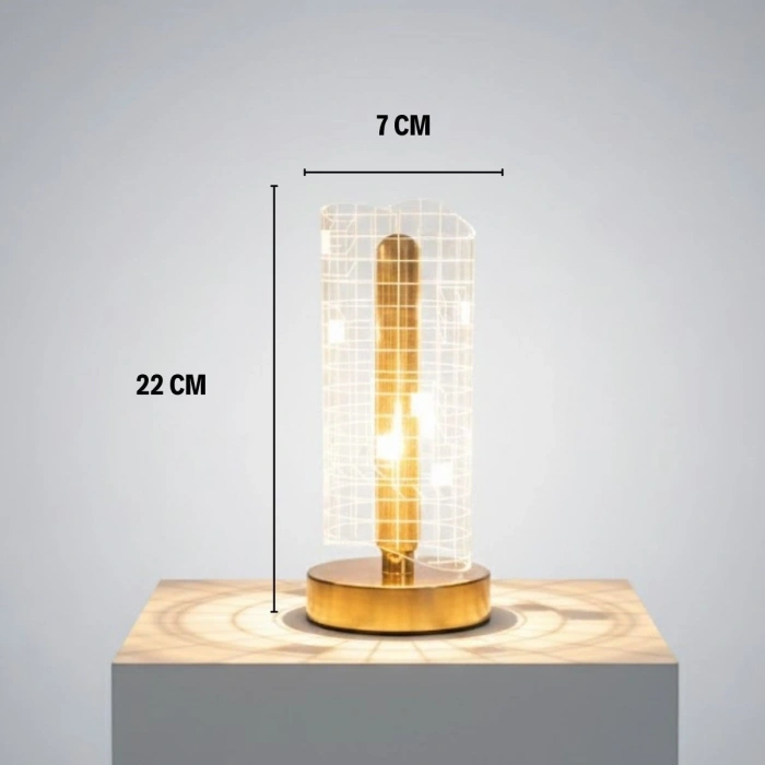 Dalgalı Silindirik Kristal Kareli Model LED Masa Lambası – Gold Tabanlı, Dokunmatik, 3 Renk Işık Modlu, Şarjlı Modern Dekoratif Gece Lambası (5324)