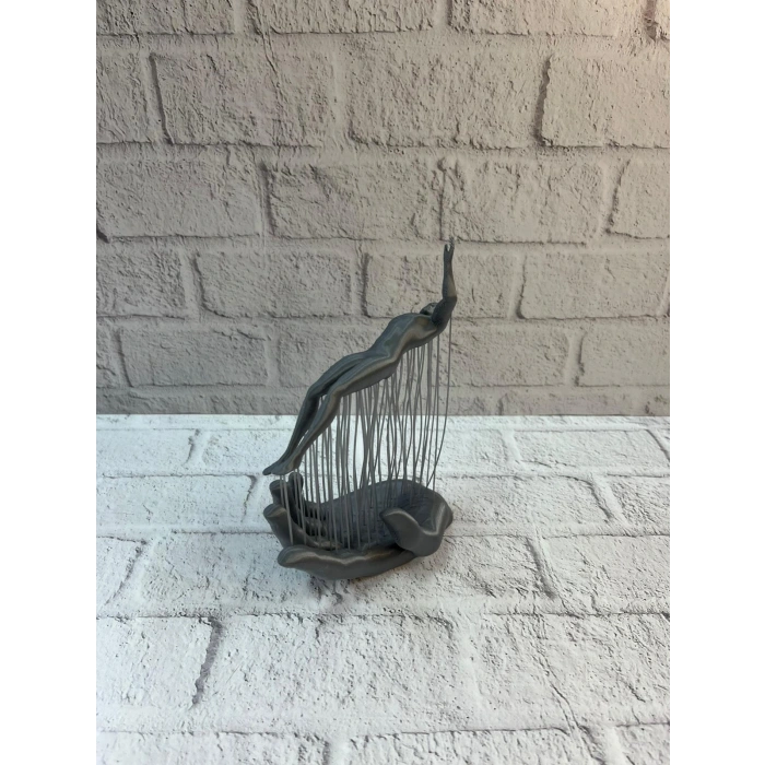 El İnsan Figürü Gri