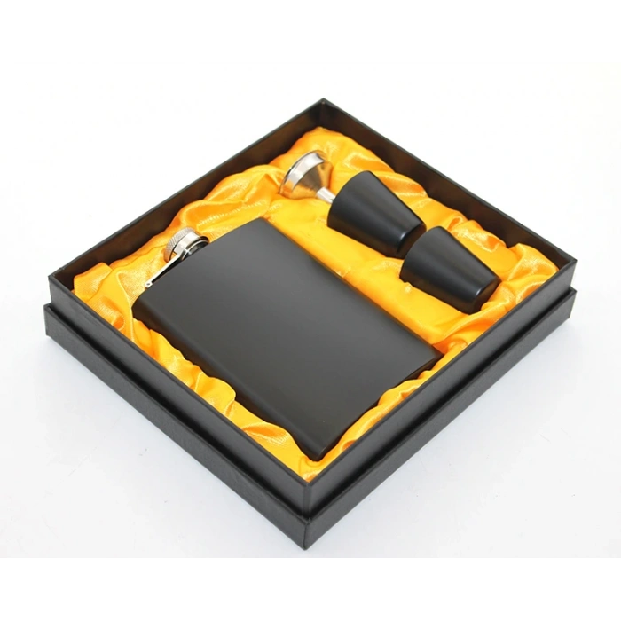 Paslanmaz Çelik 2 Shot Bardaklı Matara Seti Siyah Mevcut