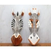 Ahşap Duvara Asmalı Maske Zebra
