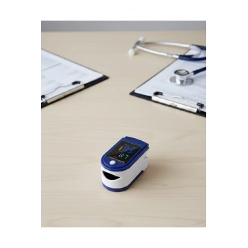Kolay Kullanımlı Parmak Tipi Pulse Oksimetre Ev Tipi Kullanım