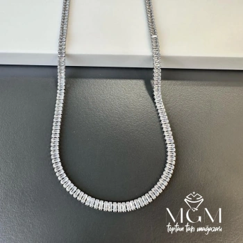 Baget Zirkon Taşlı Su Yolu Kolye - Kl0185