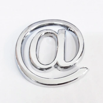 Cemax @ İşareti 3,75 cm Krom Yapışkanlı