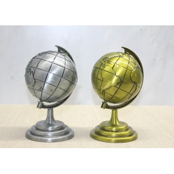 Metal Dünya Küre Model 1