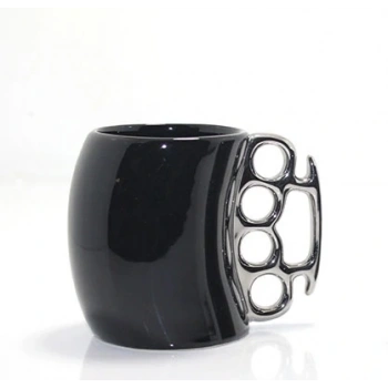 Porselen Muşta Tasarımlı Kupa Bardak Siyah