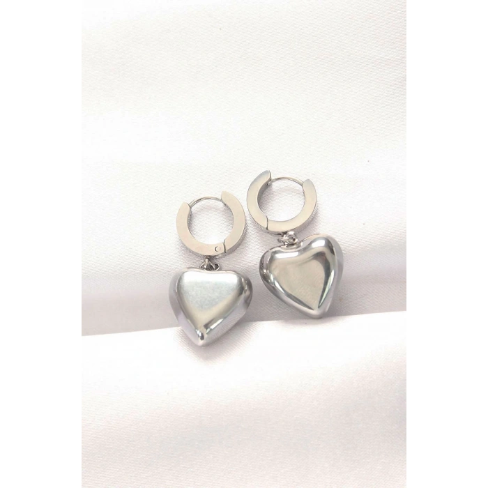 316L Çelik Gümüş Renk Bombeli Kalp Tasarımlı Küpe