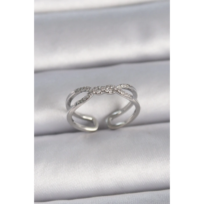 Pirinç Gümüş Renk Ayarlanabilir Zirkon Taşlı Sarmal Model Kadın Yüzük