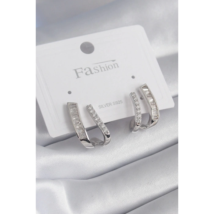 Pirinç Gümüş Renk Zirkon Taşlı Kadın Küpe