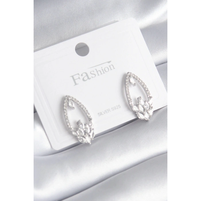 Pirinç Gümüş Renk Zirkon Taşlı Kadın Küpe