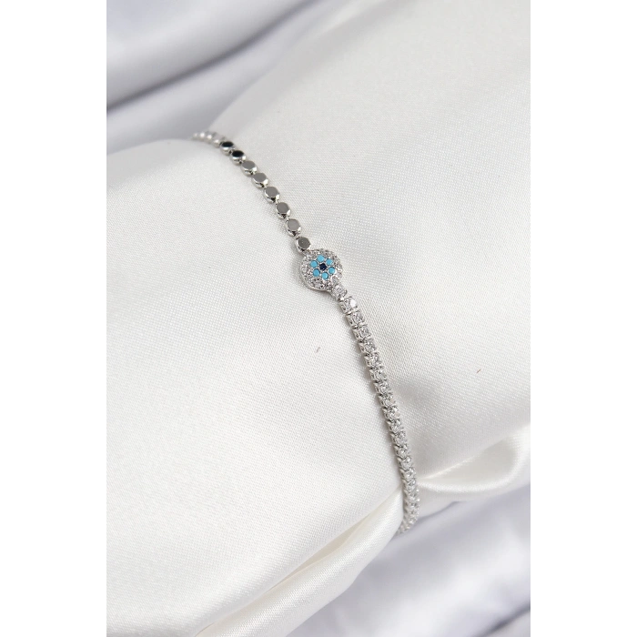 Pirinç Zirkon Taşlı Nazar Model Ezme Zincir Gümüş Renk Kadın Bileklik