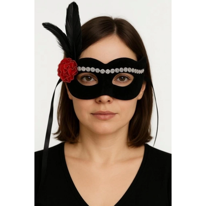 Siyah Renk Süet Kaplama Gümüş Dantelli Kırmızı Gül Tasarımlı Parti Maskesi 18x20 cm