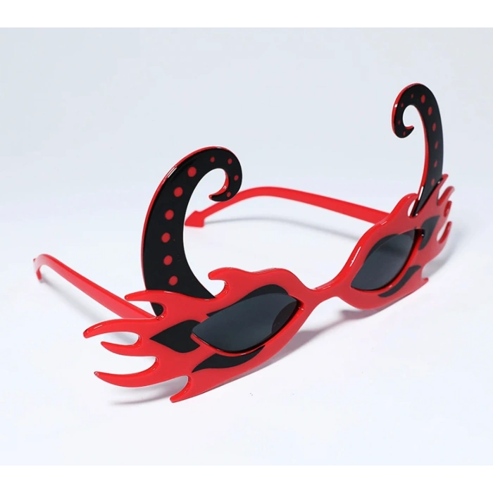 Siyah Boynuzlu Kırmızı Renk Alevli Parti Gözlüğü 21x10 cm (5047)