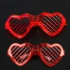 Mey İthalat® Kırmızı LED Işıklı Kalp Gözlük – 3 Modlu Parti