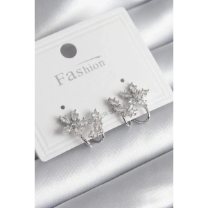 Pirinç Gümüş Renk Zirkon Taşlı Çiçek Model Kadın Küpe