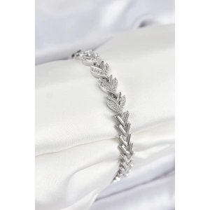 Pirinç Zirkon Taşlı Sıralı Ok Model Gümüş Renk Kadın Bileklik