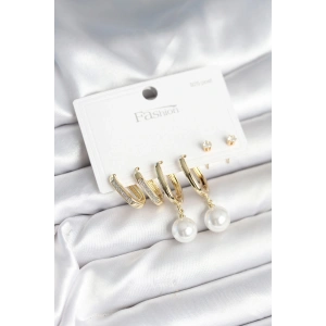 Pirinç Gold Renk İnci Detaylı 925 Ayar Gümüş Çivili Kadın Küpe Seti