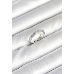 Pirinç Gümüş Renk Zirkon Taşlı Kadın Yüzük