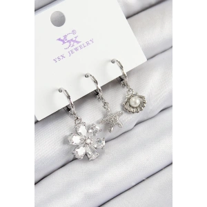 Pirinç Zirkon Taşlı 3lü Çiçek Ve İstiridye Model Gümüş Renk Kadın Küpe