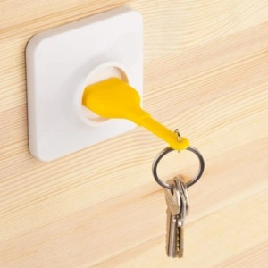 Yapışkanlı Priz Görünümlü Kapı Duvar Tipi Anahtarlık Askılık (5047)