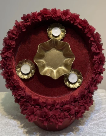 Üç Mumlu Lazer Çiçekli Tepsi Ve Sepet