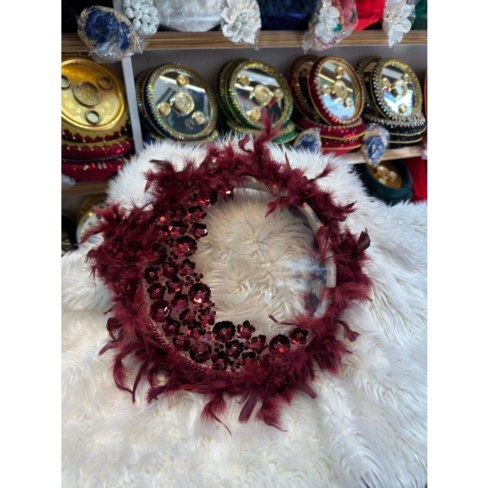 Tüylü Hilal Aplikli Şeffaf Gelin Tefi