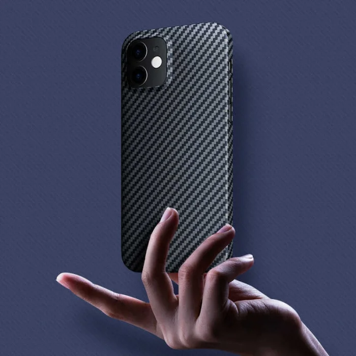 Apple iPhone 12 Mini Kılıf Benks Aramid Karbon Kapak
