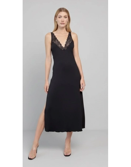 Bicomi Dantelli Dekolteli ve Yırtmaçlı Gecelik