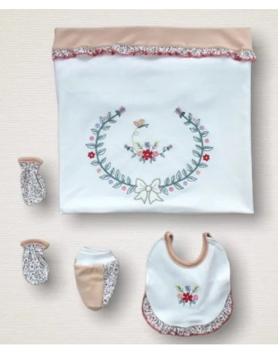 Prenseslere Layık Erguvan Nakışlı Yumuşacık 10 Parça Zıbın Takımı