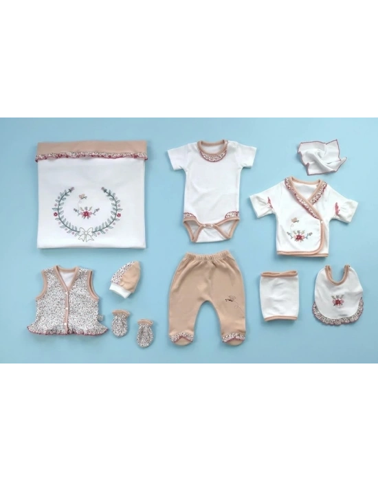 Prenseslere Layık Erguvan Nakışlı Yumuşacık 10 Parça Zıbın Takımı