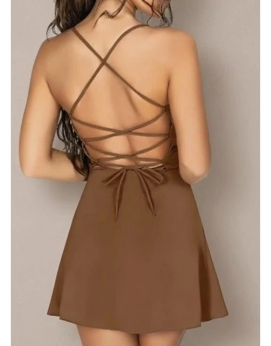 Bicomi Premium Serisi: Vücut Hatlarını Şekillendiren Sırt Dekolteli Mini Saten Gecelik