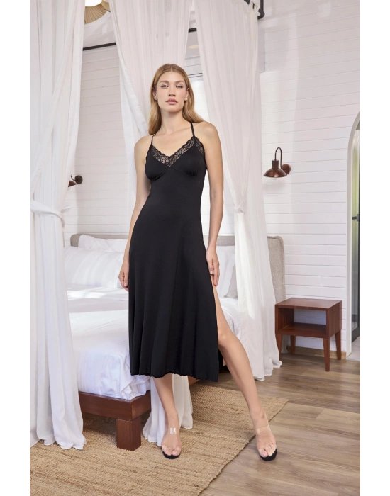 Bicomi Dantelli ve Dekolteli Yırtmaçlı Gecelik