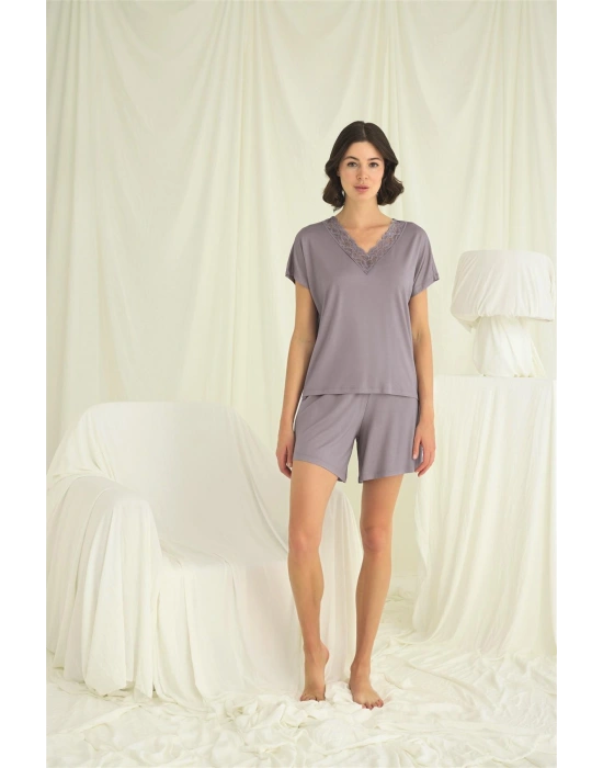 Bicomi Kısa Kollu Dantelli V Yaka Şort Takımı