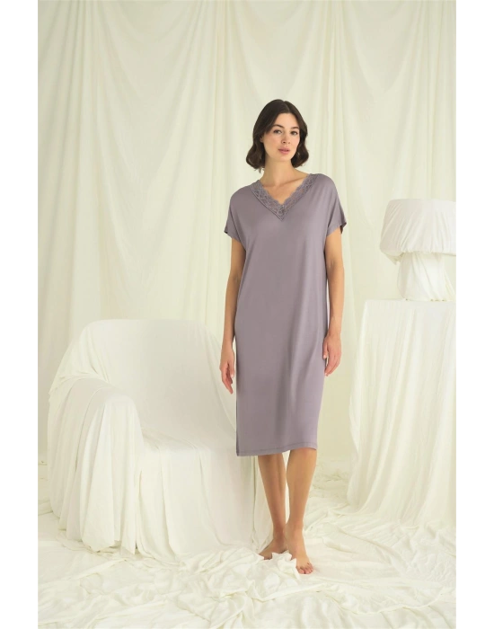 Bicomi Yakası Dantelli Kısa Kollu Gecelik