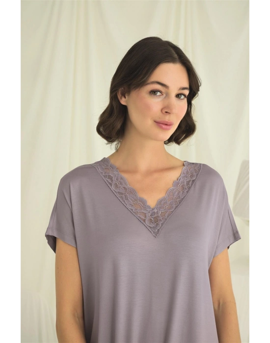 Bicomi Yakası Dantelli Kısa Kollu Gecelik