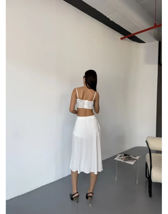 Çepli Şortlu Yırtmaçlı Etek - Beyaz -