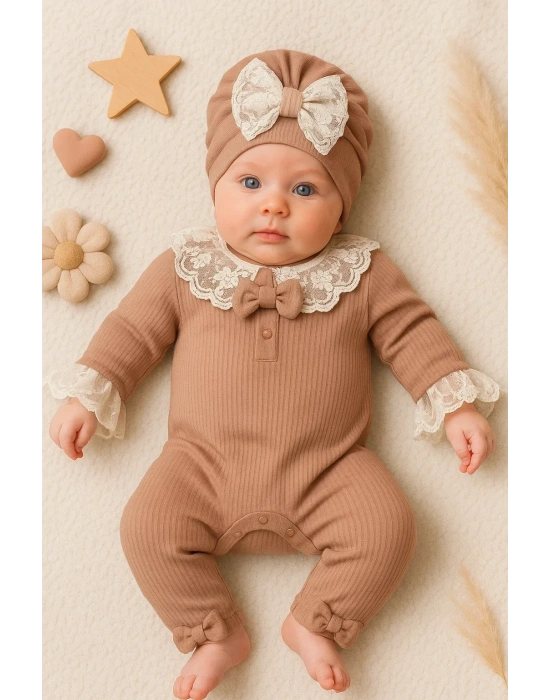 Dantel Yaka Detaylı Şapkalı 2li Kız Bebek Tulum