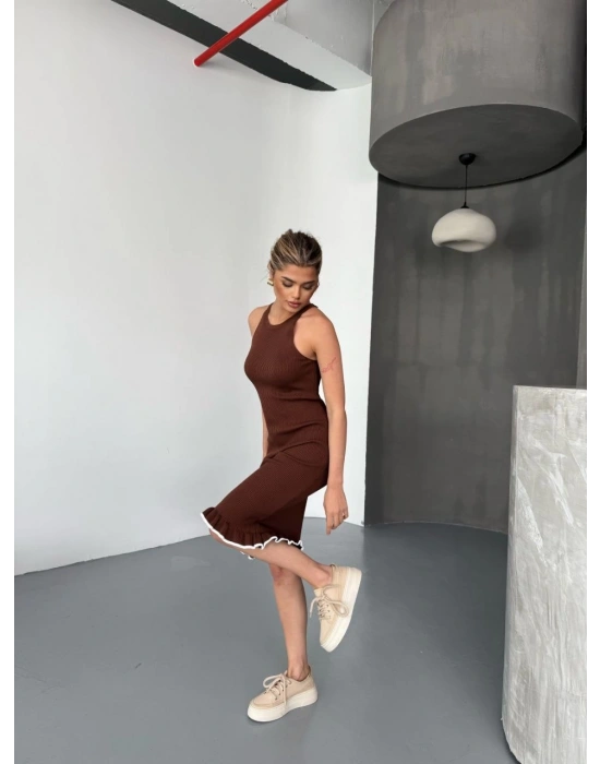 Fırfır Detaylı Triko Elbise- Kahverengi -