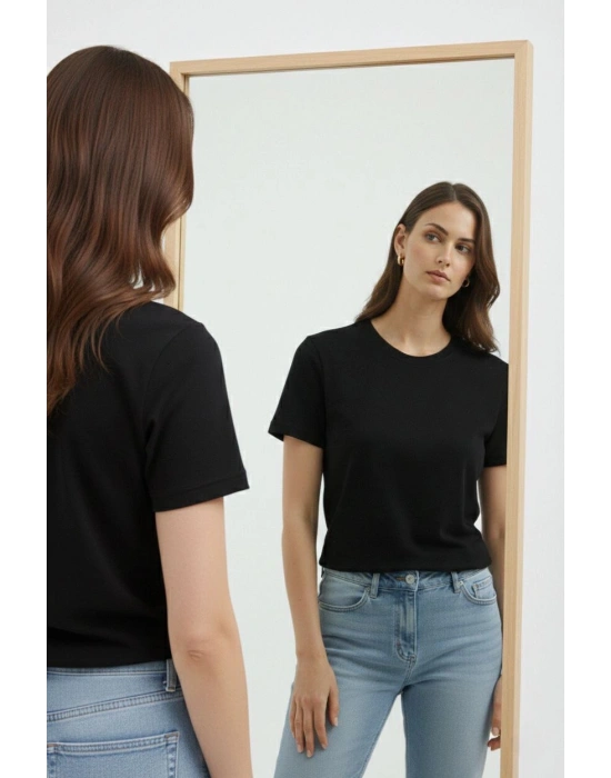 Kadın Bisiklet Yaka Tişört Regular Kalıp Basic Pamuklu Günlük Kullanım T-shirt - Siyah