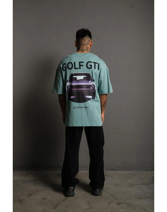 Oversize Baskılı Tişört – Golf GTI Retro Araba Desenli,-Mint Yeşili -