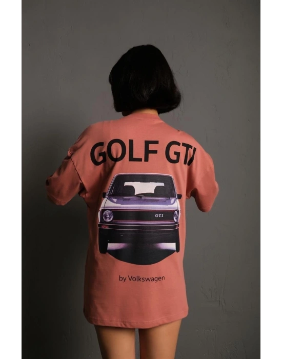 Oversize Baskılı Tişört – Golf GTI Retro Araba Desenli,Gül Kurusu -