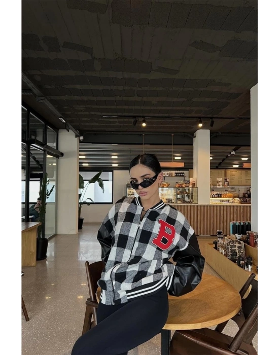 Pötikare Desen Harf Nakışlı Kolej Ceket - Siyah