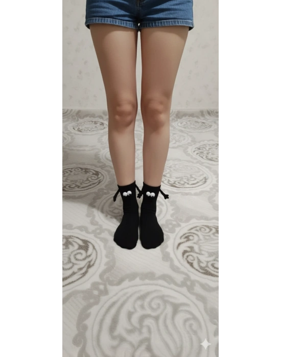 Siyah Halay Çeken Çorap Arkadaş Çorabı